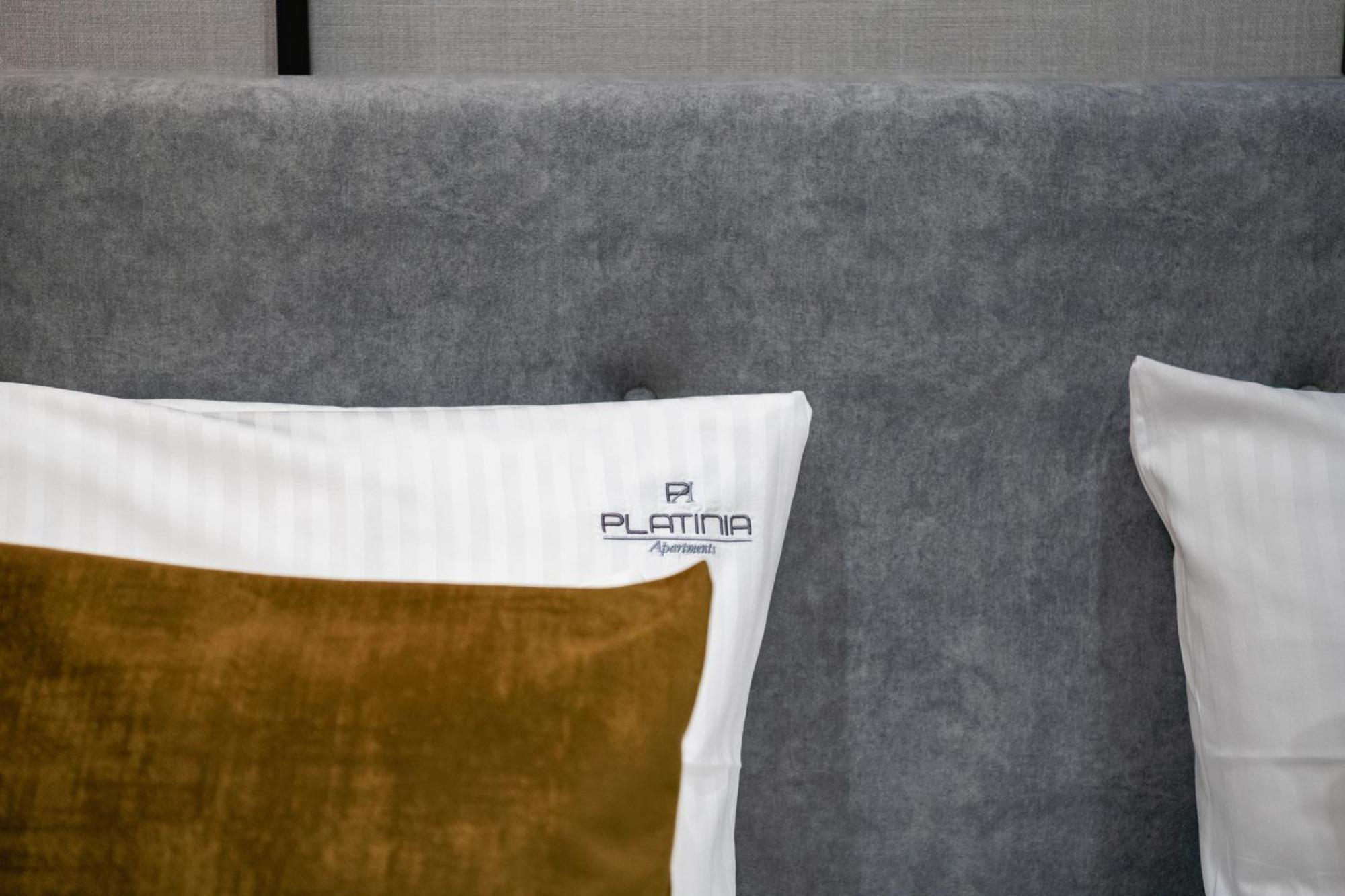 Platinia Premium Apartments Краков Экстерьер фото