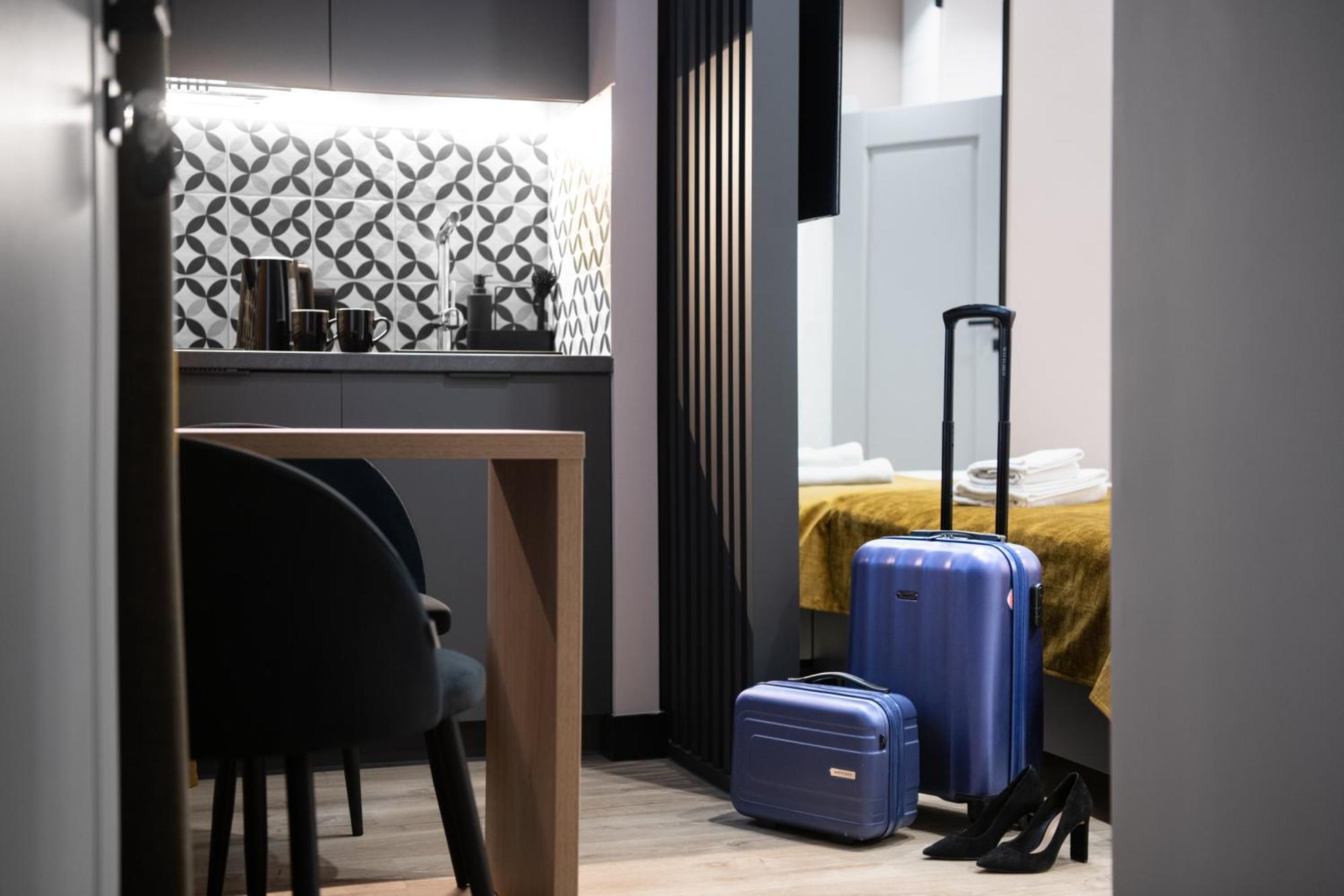 Platinia Premium Apartments Краков Экстерьер фото